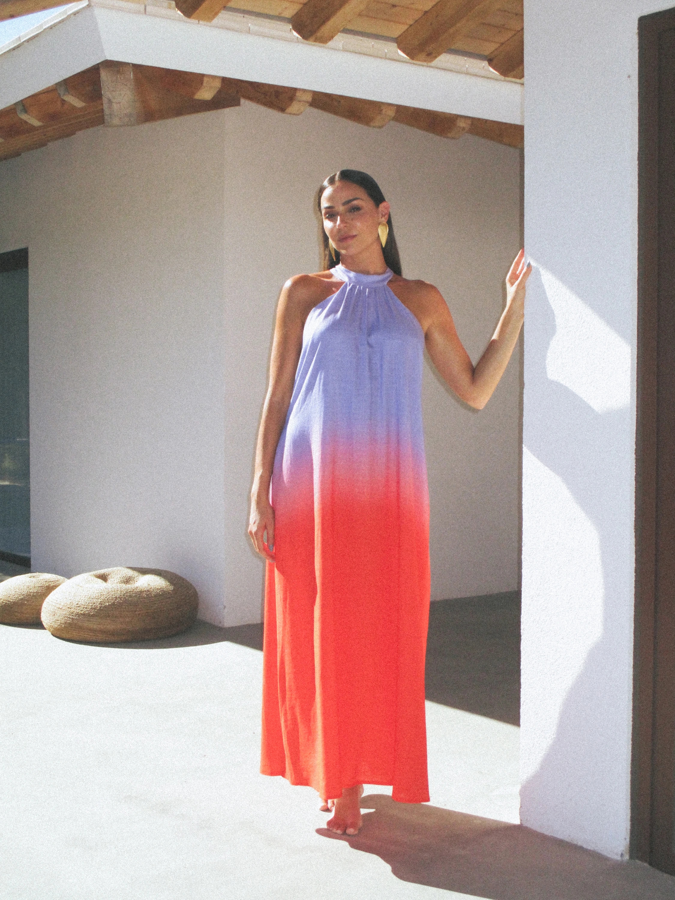 Elevate your wardrobe with the Sienna x Vanessa Martins collaboration, a fusion of high fashion and enchanting beauty in a collection of long gradient dresses designed for sunny days and balmy evenings.